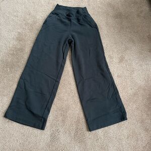 ALO serenity wide leg sweatpants  small
